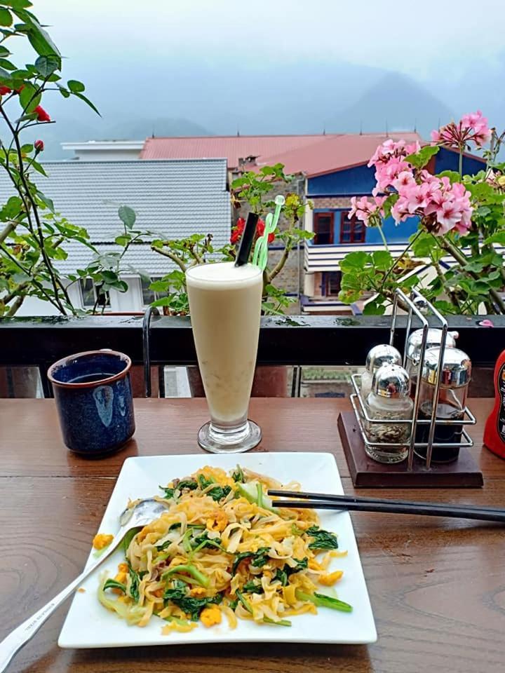 Sapa Clover Hotel Exterior photo